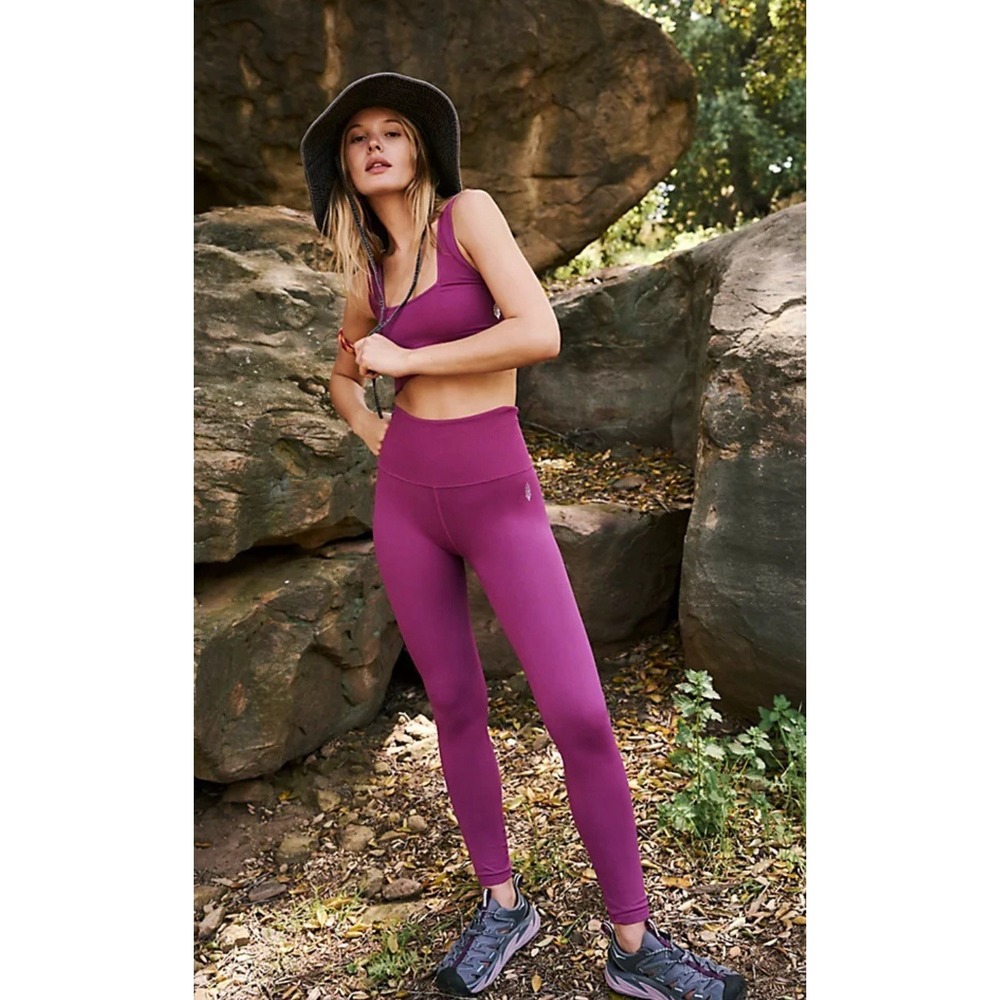 Free People Movement High-Rise 7/8 Length Good‎ Karma Leggings Dark Pink M/L